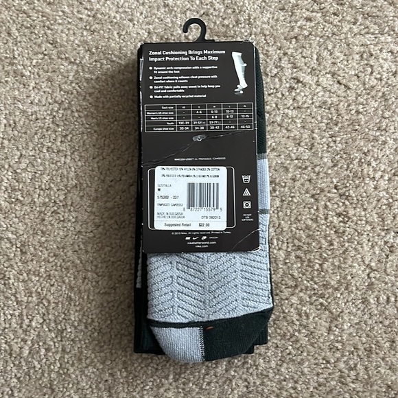 Nike Elite Socks NWT - Picture 2 of 2